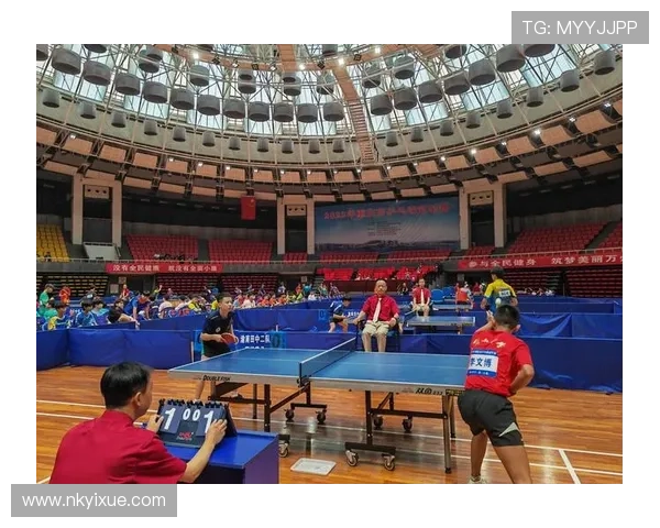 重庆乒乓球队在世界锦标赛积分榜上以64分稳居第一名