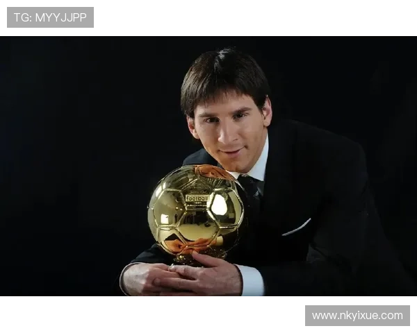 梅西荣膺足球明星称号背后的故事与成就解析 梅西荣膺足球明星称号背后的故事与成就解析